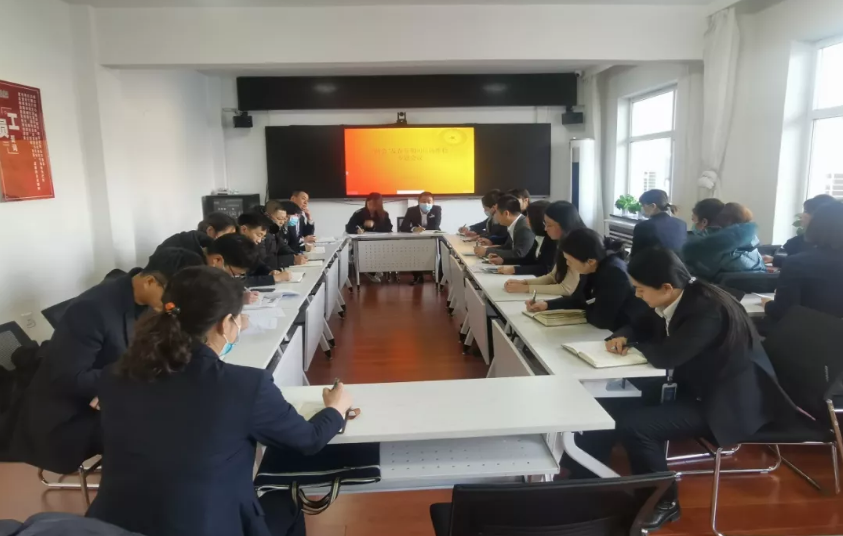 鞍勤集團(tuán)、溫泉集團(tuán)召開“兩會”及元旦春節(jié)信訪維穩(wěn)專題會議